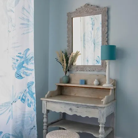 Les Echaunes بيت للعطل