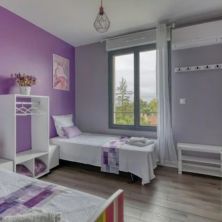 Les Echaunes بيت للعطل *