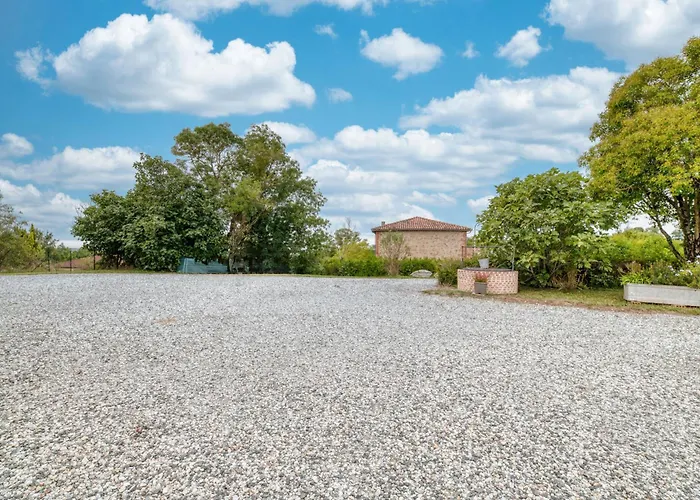 Les Echaunes * Caraman