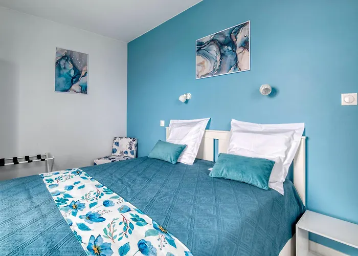 Les Echaunes Caraman